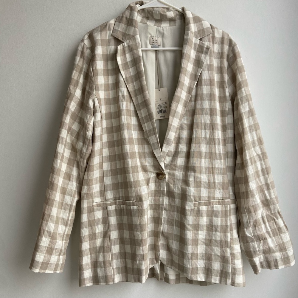 Neutral Gingham Linen Blazer